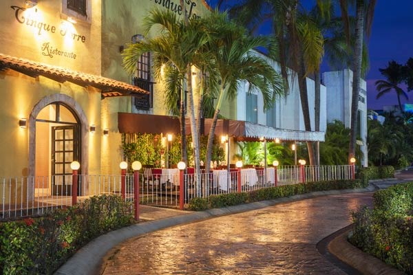 Restaurant - Krystal Puerto Vallarta, Beachfront Resort - Puerto Vallarta, Mexico